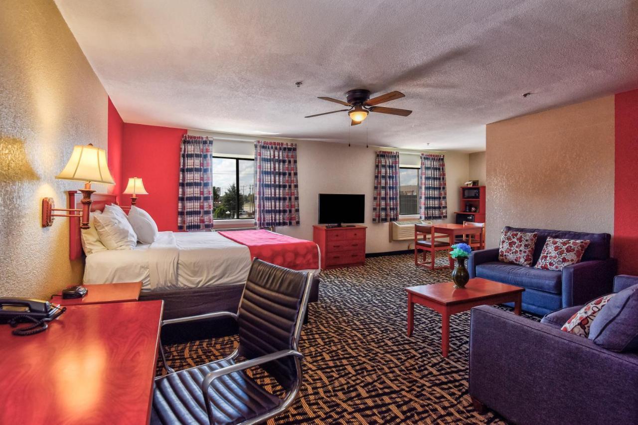 Ramada By Wyndham Oklahoma City Airport North מראה חיצוני תמונה